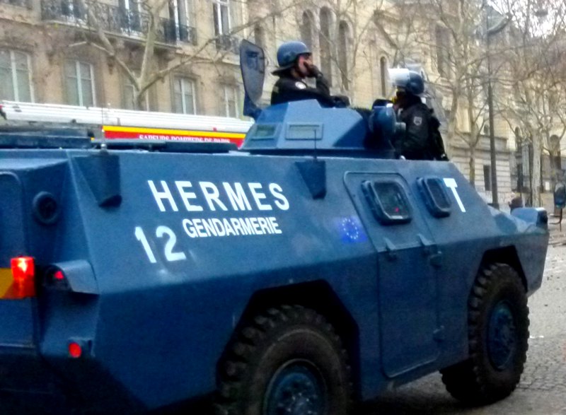 VAB 1 gendarmerie Hermes 2018 gilets Jaunes
